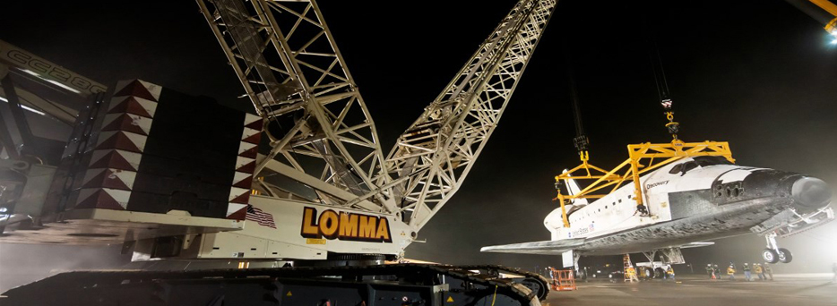 Crane Lifting Plane